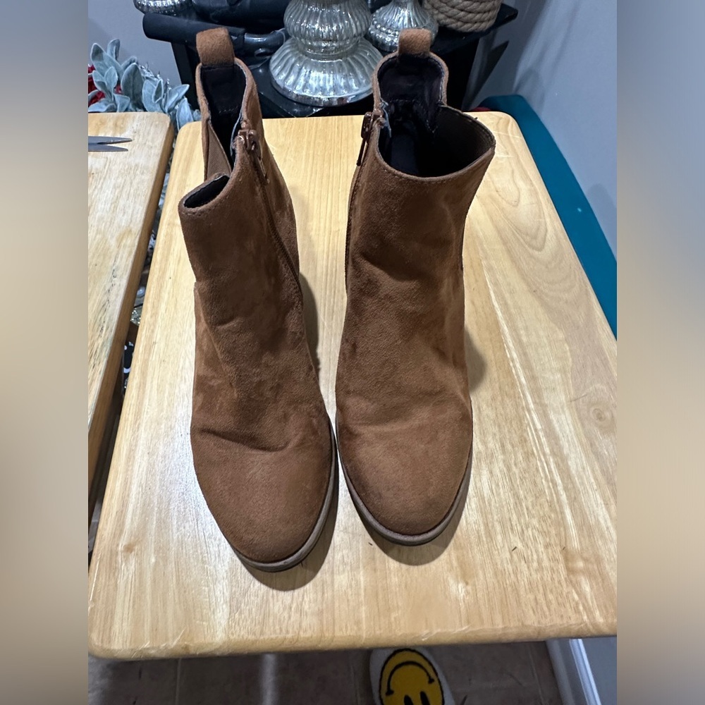 Sonoma Brown Ankle Boots